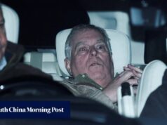 O público da Grã-Bretanha se alegra com a prisão do ex-príncipe Andrew, Trump chama isso de ‘muito triste’