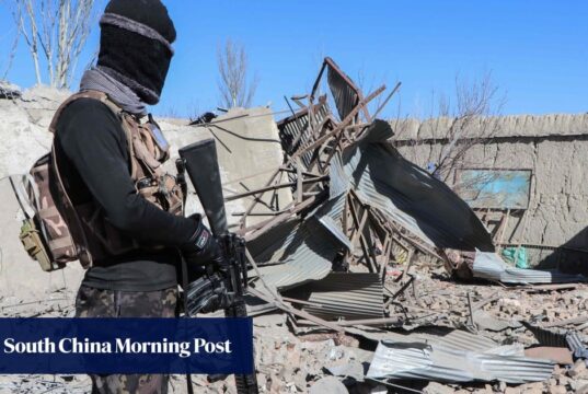 O Paquistão tem como alvo militantes no Afeganistão enquanto experimenta o cessar-fogo de Doha