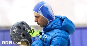 Jogos Olímpicos de Inverno de 2026: Por que os capacetes em homenagem a Woldislav Heraskiewicz foram proibidos?