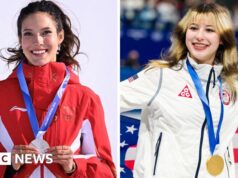 Dois atletas olímpicos sino-americanos competem por superpotências.