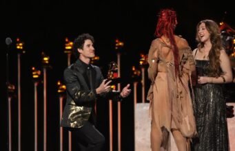 ‘Kpop Demon Hunters’ ganha primeiro Grammy de K-pop, Steven Spielberg ganha primeiro Grammy