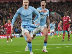 A cidade foge do evento para manter viva a luta pelo primeiro-ministro