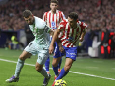 “A verdade é que a grama não está boa, a gente joga, ela sobe…”