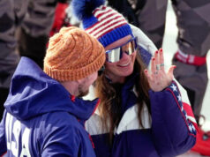 É Dia dos Namorados nos Games! Ele propôs aos campeões olímpicos ao pé da pista