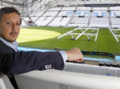 Negociando sua saída do clube