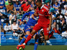 Getafe resiste com 10