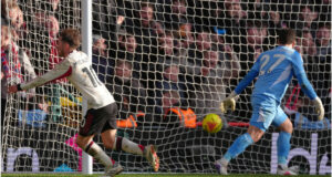 O Liverpool colocou Forest em (mais) problemas com um gol aos 97 minutos