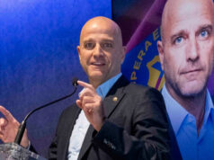 “Estão mentindo quando dizem que a capa será daqui a três meses”