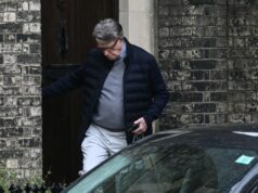 Escândalo de Epstein: Ex-embaixador Mandelson libertado sob fiança – Europa