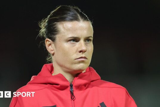 Hayley Ladd, do País de Gales, diz que a mudança do Crystal Palace veio na hora certa