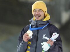 Vencedor olímpico alemão do salto de esqui com medo de altura