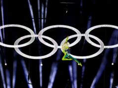 A cerimônia de encerramento dos Jogos Olímpicos de Inverno abre a cortina da competição.