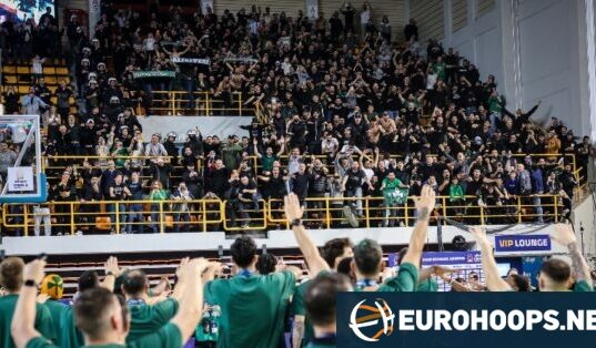 Panathinaikos acredita que Creta é verde. Você faz de cada campo nossa casa.