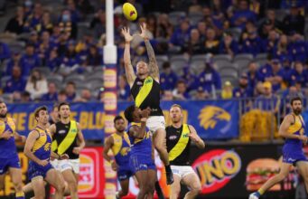 AFL Origins: O zagueiro de Richmond Nathan Broad deve jogar pelo WA contra Victoria