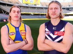 A rodada inaugural da AFL rejeitou Fremantle, West Coast, Adelaide e Port Adelaide como uma reflexão tardia.