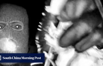 Desaparecimento de Nancy Guthrie: FBI divulga fotos de homem mascarado