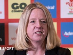 Abby Tierney: Chefe do sindicato galês de rugby diz que não se sente segura em seu trabalho