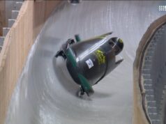 Walker luta contra as paredes correndo