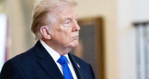 Juiz anula política da administração Trump de deportar imigrantes para terceiros países