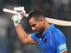 Arinish e Suhaib guiaram os Emirados Árabes Unidos à vitória do Canadá na Copa do Mundo