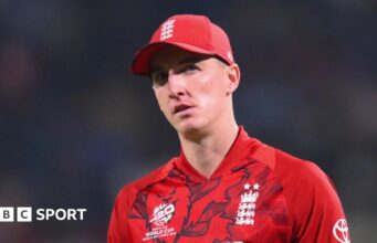 The Hundred: Harry Brook diz que a exclusão dos jogadores do Paquistão seria uma vergonha.