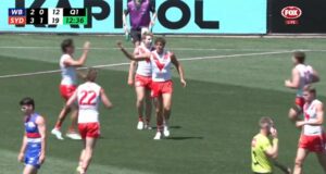 Curnow marcou o primeiro gol dos Swans com as cores da partida