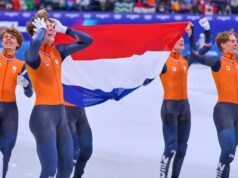 Os holandeses conquistaram o ouro pela primeira vez nos 5.000 m de curta distância masculinos