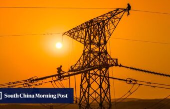 Os projectos de linhas eléctricas chineses procuram capital privado, num sinal de transformação das infra-estruturas.