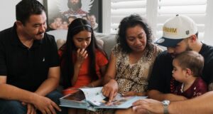 A mãe de Keith Titmuss quebrou o silêncio em um processo judicial contra Manly