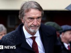 Ratcliffe pede desculpas ‘um tanto irritado’ após comentários sobre imigração