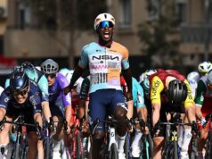 Clásica de Almería: Binian Girmay correu para a segunda vitória da temporada depois de assumir uma liderança impecável em um final caótico.