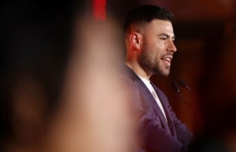 Ben Shalom encontra copos meio cheios após as perdas de seus guerreiros