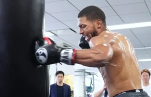 Brian Norman Jr. retornará em maio (e apresentará um novo treinador?).