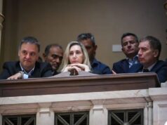 Após pressão, o governo recuou cortando salários por motivo de doença.