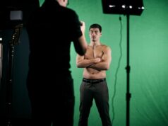 Oferta de bolsa de Dmitri Biol-Michael Eifert adiada novamente, negociações em andamento