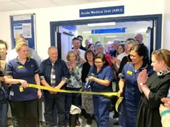 A enfermeira de avaliação aguda mais antiga do Trust abriu uma nova unidade