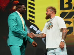 Temos um chapéu com Jack Paul e Netflix.