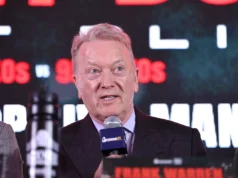 O perturbado Frank Warren lançou dúvidas sobre o ‘investimento’ do TKO em Conor Bain.