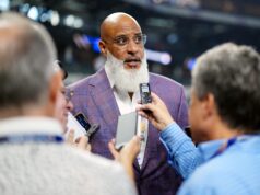 O presidente da MLBPA, Tony Clark, está deixando o cargo 10 meses antes do CBA do beisebol expirar