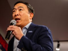 Andrew Yang alerta que “milhões” de americanos poderão ficar desempregados este ano.