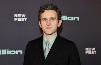 Harry Melling como Pillion, ator e muito mais