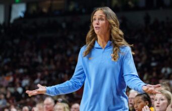 Kim Caldwell passa por verdades difíceis de apresentar