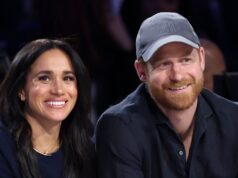 Meghan Markle e Príncipe Harry embalam PDA na quadra em jogo da NBA