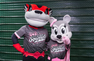 PRIMEIRO JOGO DE ESQUILOS VOADORES NO CARMAX PARK ESGOTADO – DiBella Entertainment – Boxing News