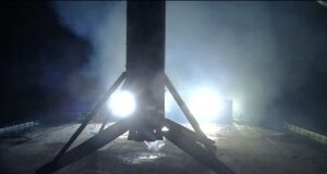 SpaceX pousa foguete Falcon 9 nas Bahamas pela segunda vez