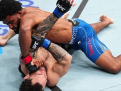 O polêmico nocaute de Jacob Smith sobre Josiah Harrell paralisou a multidão.