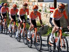 ‘Talvez não tenhamos o homem mais forte. Mas juntos podemos fazer as coisas acontecerem’ – Oscar Onley e Kévin Vauquelin dão um início esperançoso ao novo núcleo GC dos Granadeiros Ineos.