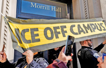 Um tribunal de Minnesota emitiu um ultimato ao ICE sobre o acesso legal aos detidos