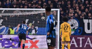 voltou com dois gols e deixou o Dortmund de fora de pênalti aos 98 minutos