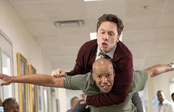 Elenco se reúne, Eagle se aposenta devido a lesão do dublê